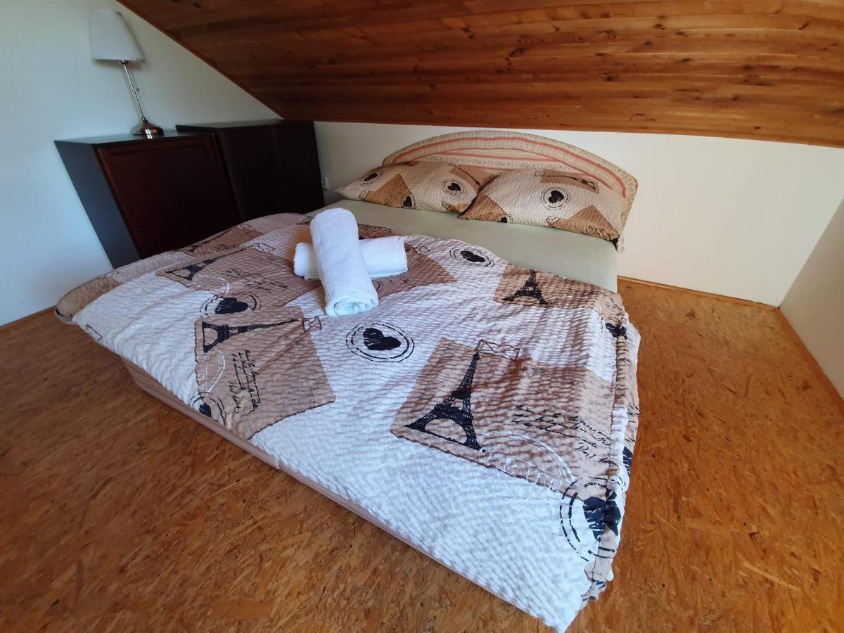 Jenisovice  Czech Paradise Village מראה חיצוני תמונה