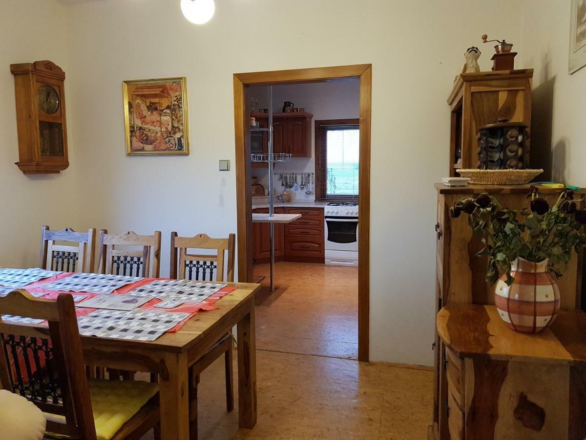 Jenisovice  Czech Paradise Village מראה חיצוני תמונה